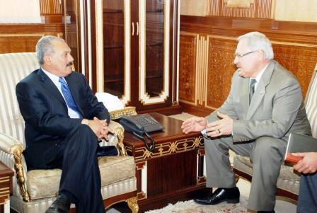 .. ولدى استقباله السفير الروسي